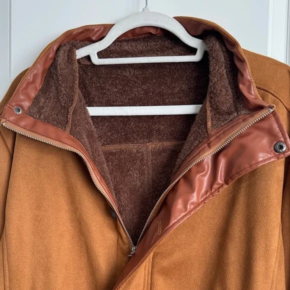 Men's Tan Jacket with Button Closure - Picture 6 of 6